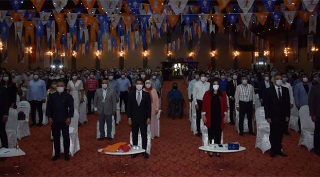 AK Parti Adana'da ilçe kongreleri devam ediyor