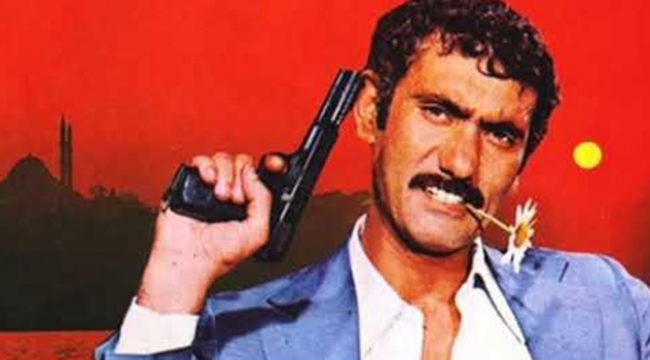 ‘Çirkin Kral’ Yılmaz Güney memleketinde anıldı