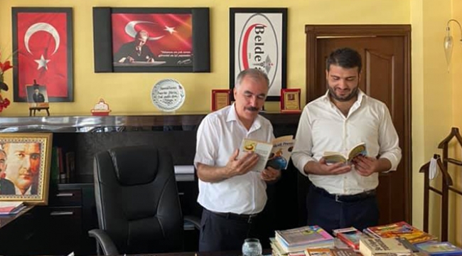Geleceğin umudu çocuklara kitap ulaştırılıyor