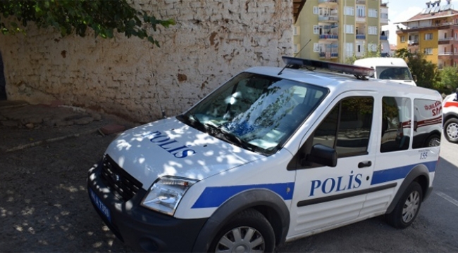 Genç kadın kocası tarafından öldürüldü