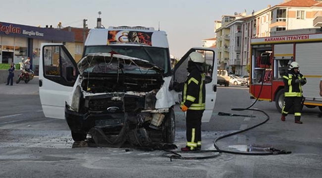 Kaza yapan servis minibüsü alevlere teslim oldu