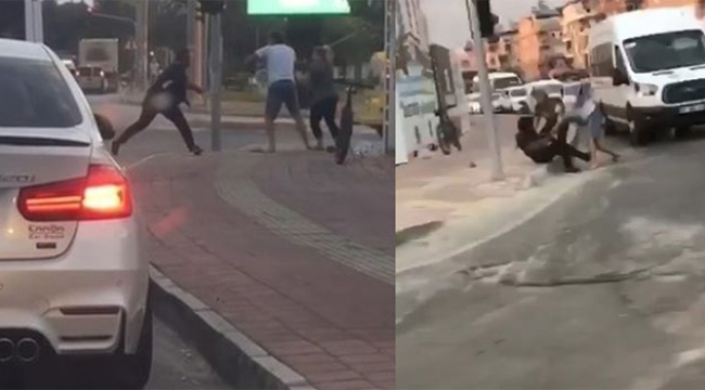 Trafikte sopalı kavga