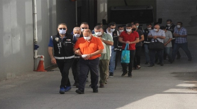 11 tefeciyi e-posta  tutuklattı
