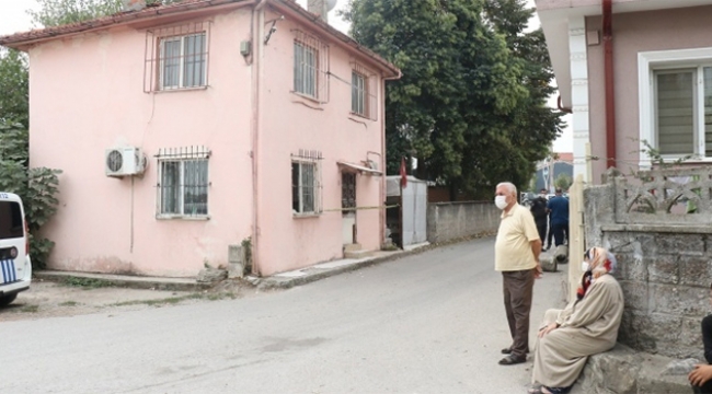 3 çocuk babası evinde ölü bulundu