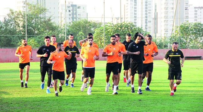'Adana ve Adanaspor Süper Lig'i hakediyor'