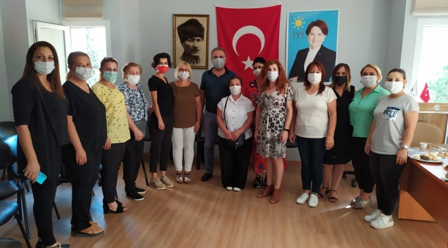 Akça: Kadınlarımız toplumun aydınlık yüzüdür