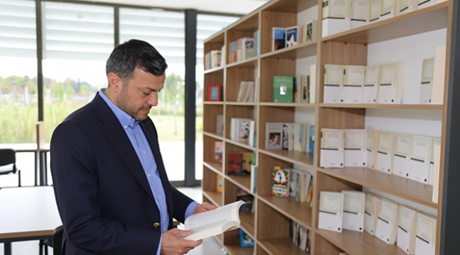 Kütüphanenize bir kitap da Başkan Kocaispir’den