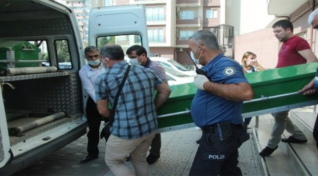 Lise öğrencisi genç ölü bulundu