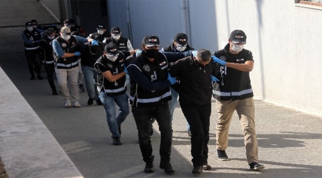 Adana merkezli 3 ilde operasyon