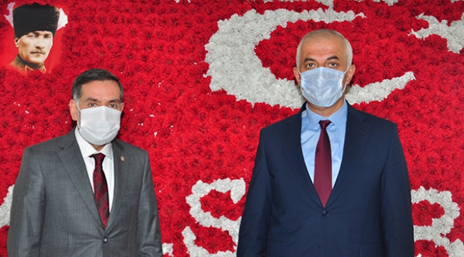 AK Parti Adana Milletvekili Ahmet Zenbilci esnafın sorunlarını dinledi