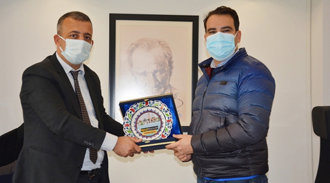 Avcı’ya Harmancı’dan teşekkür plaketi