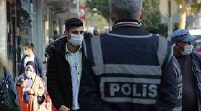 Maske ve sosyal mesafe kurallarının denetimi yapıldı