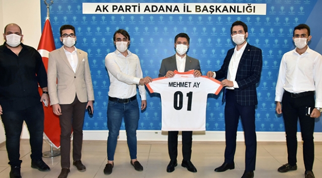 Turuncu-Beyazlılar Derneği’nden Ay’a ziyaret