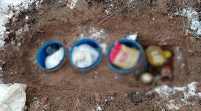 3 sığınak ve yaşam malzemeleri ele geçirildi
