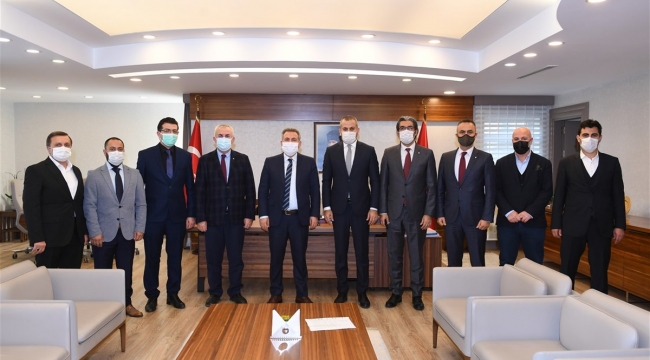 ADANA TEKSTİLKENT KOOPERATİFİNDEN VALİ ELBAN’A ZİYARET