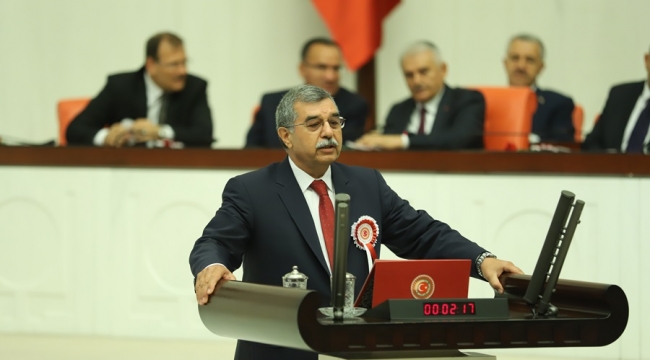 ÇULHAOĞLU:VERGİ GELİRLERİNİ ÇİFTÇİMİZDEN ESNAFIMIZDAN ESİRGEDİNİZ