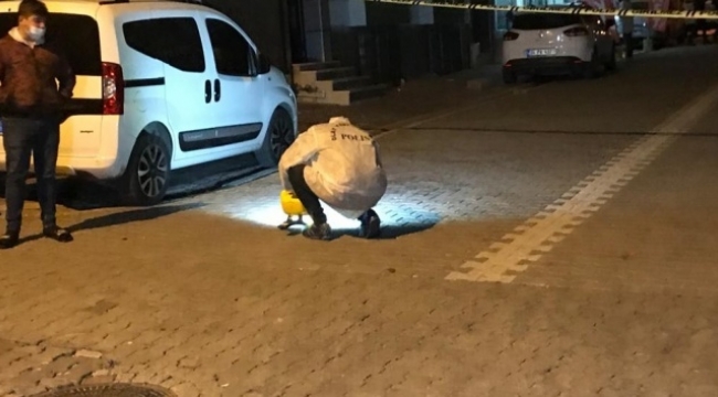 Genç  adamın üzerine kurşun yağdırdılar