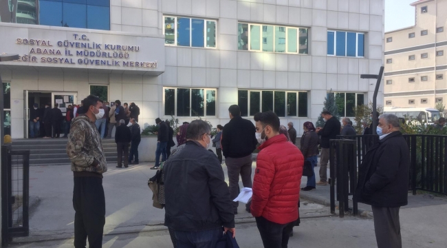 Koronavirüse rağmen YAPILANDIRMA KUYRUĞU