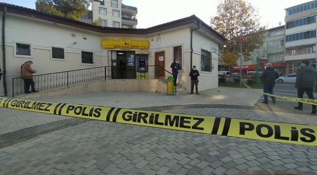 Maskeli ve silahlı şahıslar PTT'yi soydu