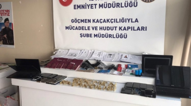 Uluslararası Göçmen kaçakçısı çeteye operasyon