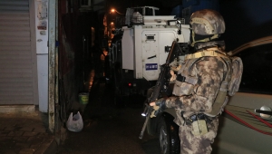 Uyuşturucu satıcılarına şafak  operasyonu düzenlendi