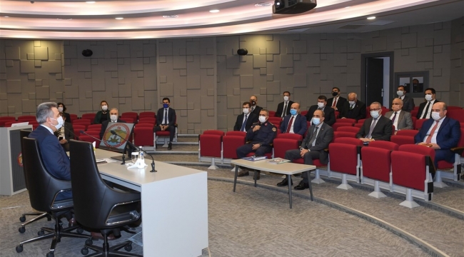 ‘Adana’yı geleceğin parlayan yıldızı yapacağız’