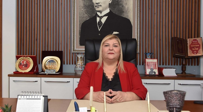 BAŞKAN ERDEM ÇALIŞANLARININ YENİ YILINI KUTLADI