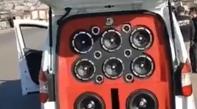 Ses sistemi polisi şaşkına çevirdi