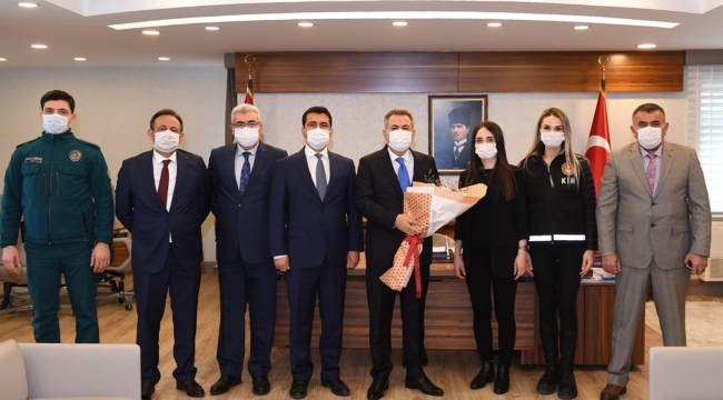 VALİ ELBAN’A “DÜNYA GÜMRÜK GÜNÜ” ZİYARETİ