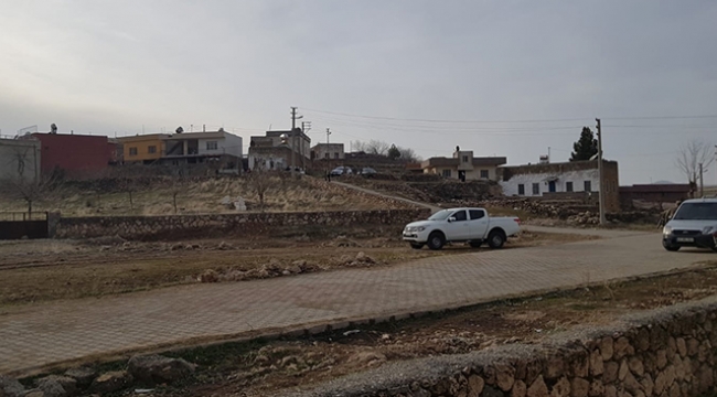Yengesi ve yeğenlerine kurşun yağdırdı