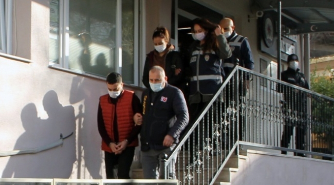 40 kişiyi dolandıran şebeke yakalandı