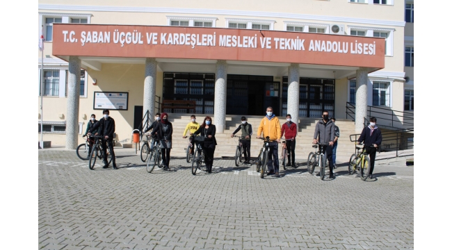 ‘GÖNÜLDEN GÖNÜLE’Yİ ÖĞRENCİLER SEVDİ