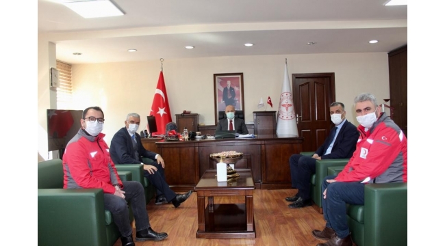 Kızılay’dan sağlık kahramanlarına destek