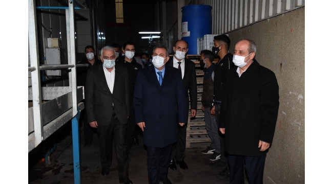 VALİ ELBAN’DAN NARKA TARIM ÜRÜNLERİ ŞİRKETİNE ZİYARET