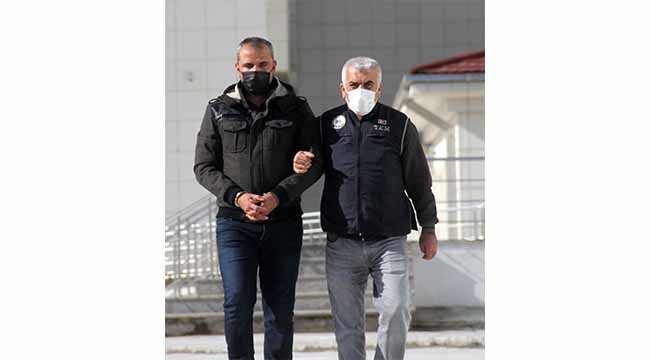 AK Parti İstanbul İl Başkanlığını işgal etmişti