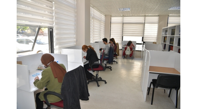Çukurova Belediyesi’nden sınava hazırlana adaylara destek