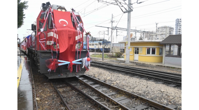 Gazi Mustafa Kemal Atatürk’ün Adana’ya gelişi törenlerle kutlandı