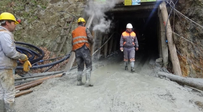 Madenciyi arama çalışmaları devam ediyor