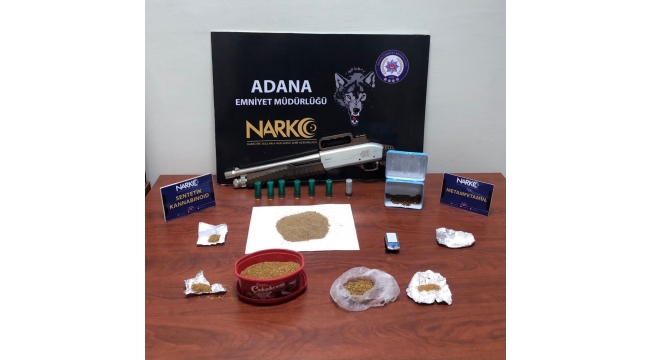 Adana'da bir haftada 70 bin hap, 52 kilo esrar ele geçirildi