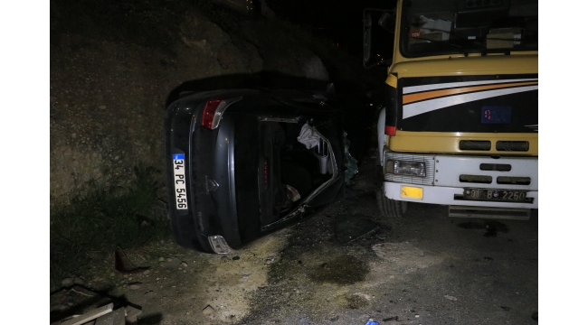 Adana’da otomobil şantiyeye devrildi: 1 yaralı