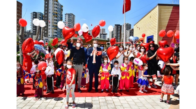 Başkan Çetin çocuklar gibi şen