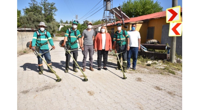 BAŞKAN ERDEM YEŞİLDAM’DA GÖNÜLLERİ FETHETTİ
