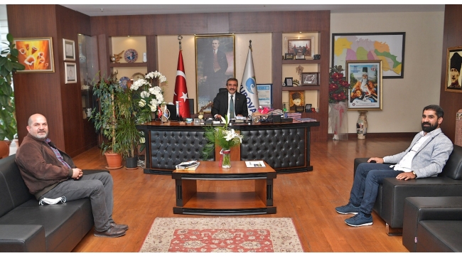 ‘KAPIMIZ HERKESE AÇIK’