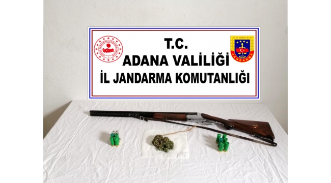 Saimbeyli’de esrar ve silah elegeçirildi