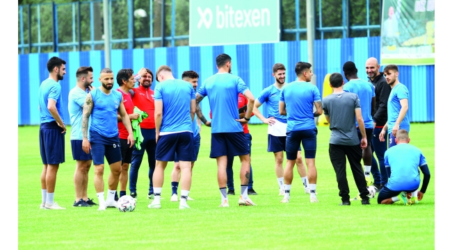 Samet Aybaba: "Şampiyonluğa susamış bir Adana şehri var"