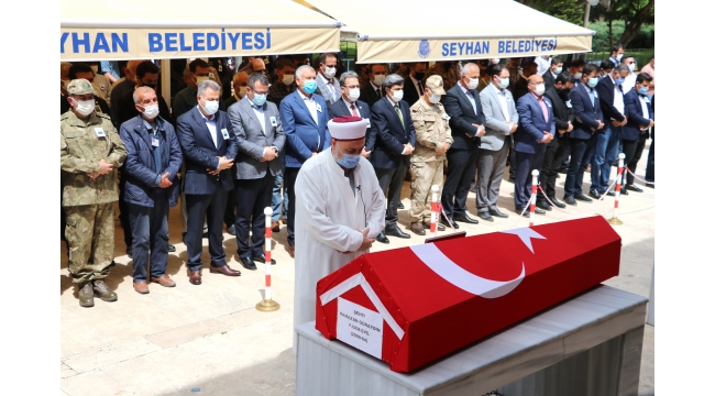 Şehit uzman çavuş, gözyaşları arasında defnedildi