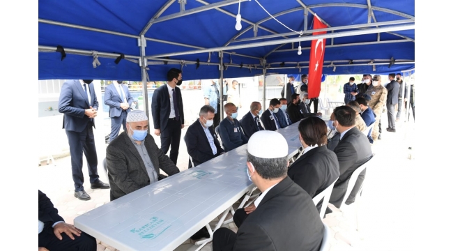 VALİ ELBAN ŞEHİT AİLESİNİ ZİYARET ETTİ