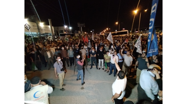 ‘İSRAİL’İ DURDURUN’