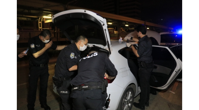 Maske kutusundan uyuşturucu çıktı