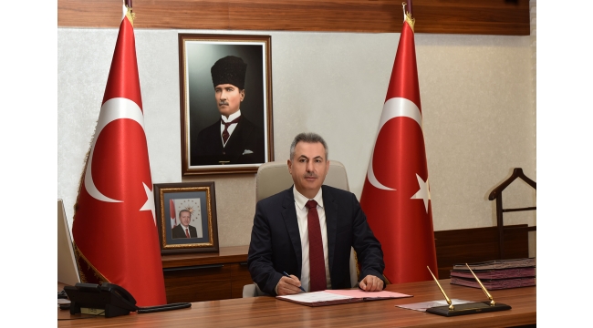 VALİ SÜLEYMAN ELBAN ANNELER GÜNÜ’NÜ KUTLAMA MESAJI YAYINLADI